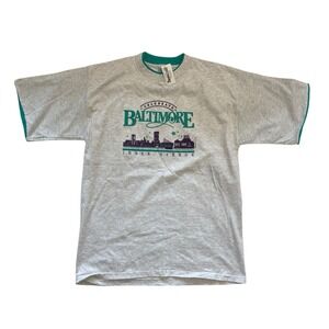 Vintage Celebrate‎ Baltimore T-Shirt Large Soft Thin City Skyline